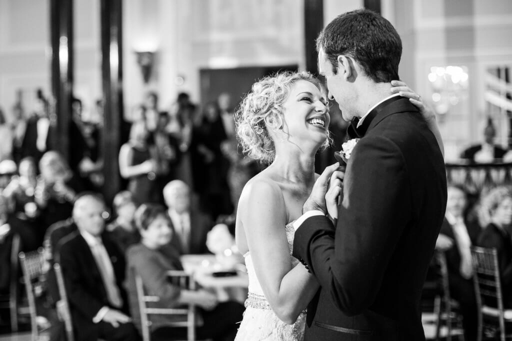 View More: http://robynvandykephotography.pass.us/anneandnickwedding
