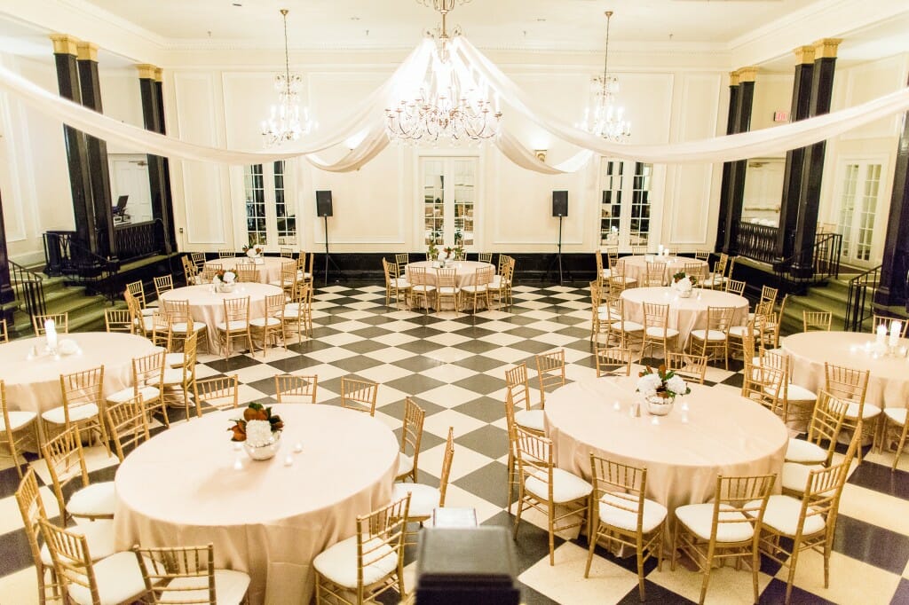 View More: http://robynvandykephotography.pass.us/anneandnickwedding